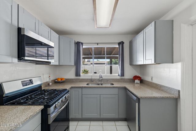 4414 W WELDON Avenue, Phoenix, AZ 85031