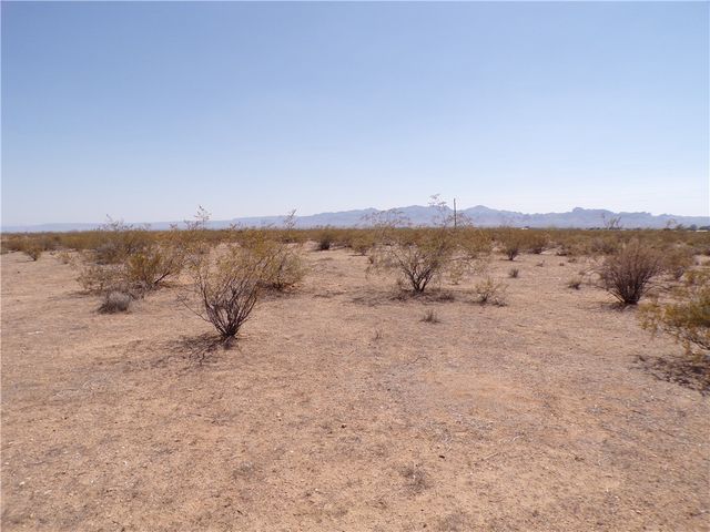 3 lots W Hwy 68, Golden Valley, AZ 86413