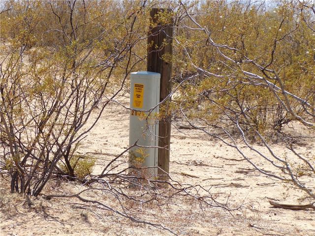 3 lots W Hwy 68, Golden Valley, AZ 86413