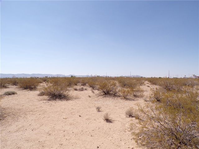 3 lots W Hwy 68, Golden Valley, AZ 86413