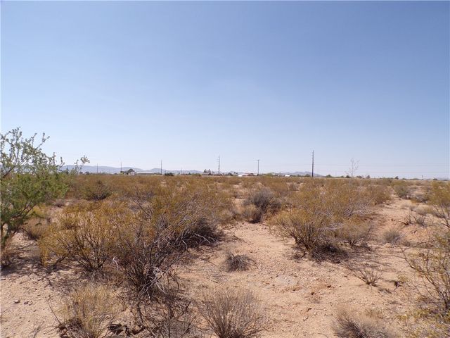 3 lots W Hwy 68, Golden Valley, AZ 86413