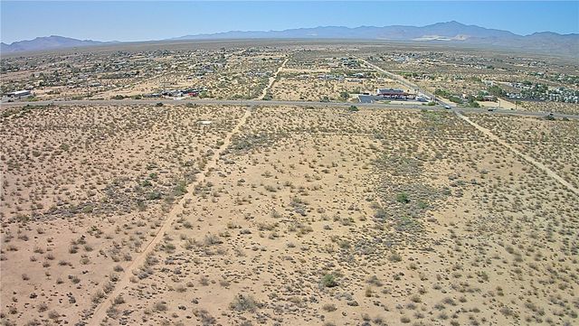 3 lots W Hwy 68, Golden Valley, AZ 86413