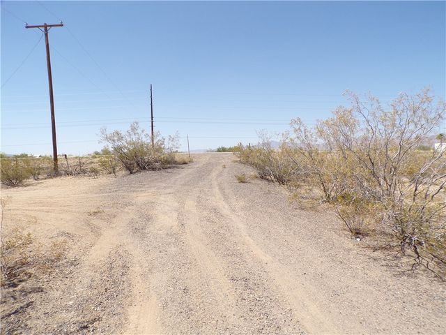 3 lots W Hwy 68, Golden Valley, AZ 86413