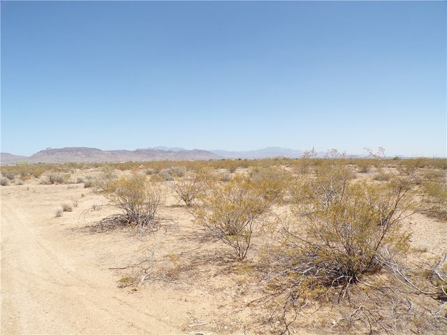 3 lots W Hwy 68, Golden Valley, AZ 86413
