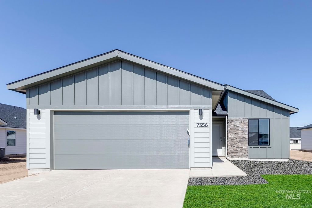 11119 Noble Dr, Caldwell, ID 83605