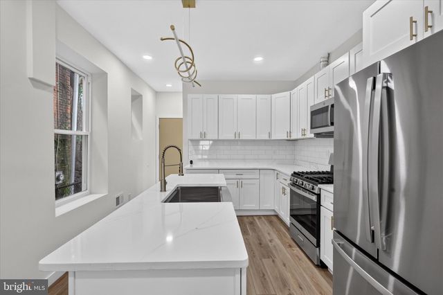 1322 S LINDENWOOD ST, Philadelphia, PA 19143