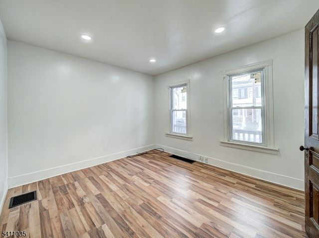 289 Mercer St, Phillipsburg Town, NJ 08865