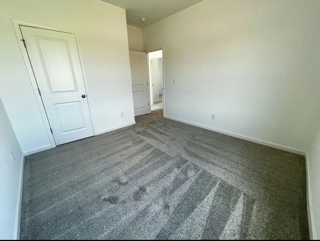 236 Summerlin Dr, Gallatin, TN 37066