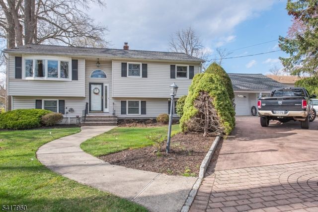 39 Homestead Ave, East Hanover Twp., NJ 07936