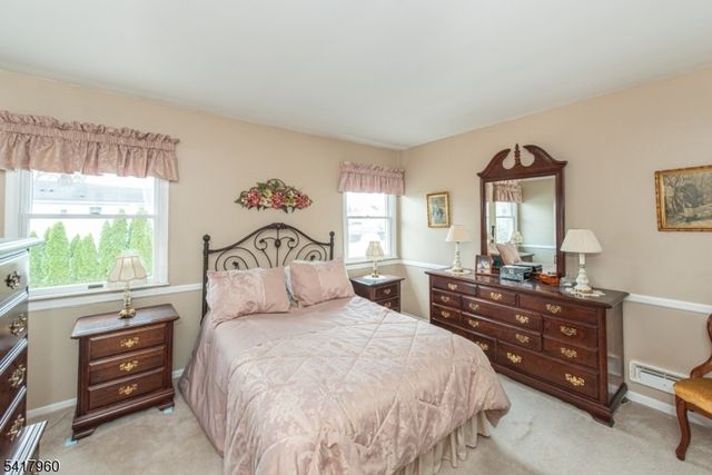 39 Homestead Ave, East Hanover Twp., NJ 07936