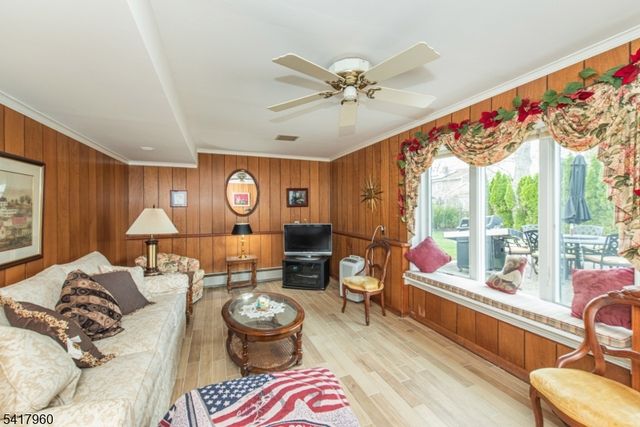 39 Homestead Ave, East Hanover Twp., NJ 07936