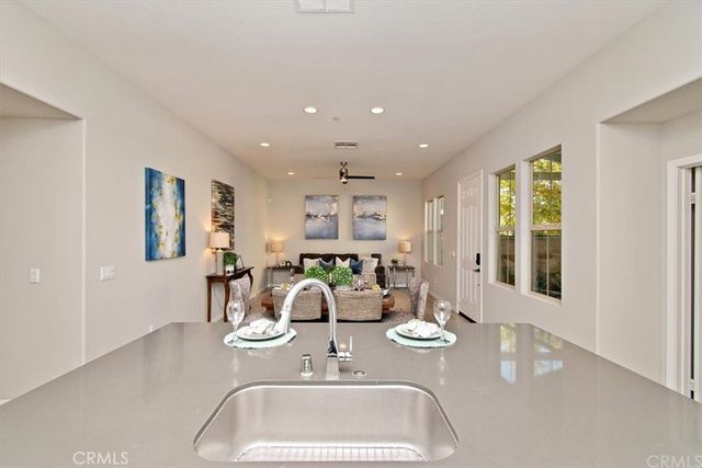 85 Promesa Avenue, Rancho Mission Viejo, CA 92694