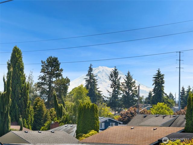 4909 N 25th Street, Tacoma, WA 98406