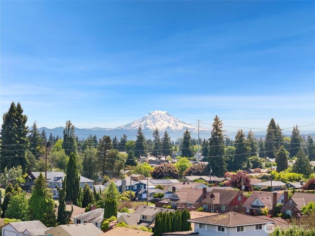 4909 N 25th Street, Tacoma, WA 98406