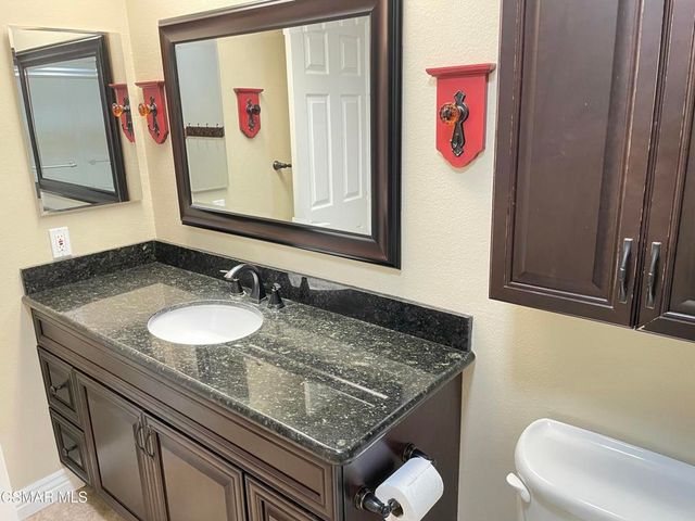 18 San Lucas Avenue, Newbury Park, CA 91320