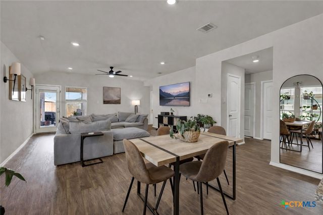 204 Whipporwill Lane, San Marcos, TX 78666