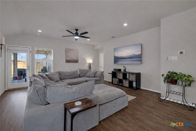 204 Whipporwill Lane, San Marcos, TX 78666