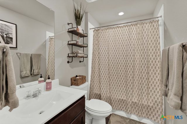 204 Whipporwill Lane, San Marcos, TX 78666