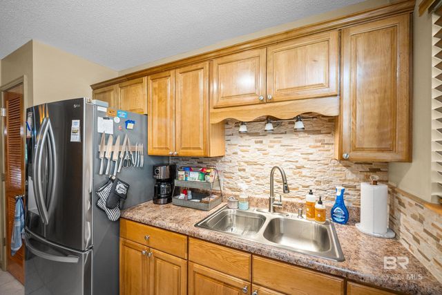 1232 E Hummingbird Lane 202, Gulf Shores, AL 36542