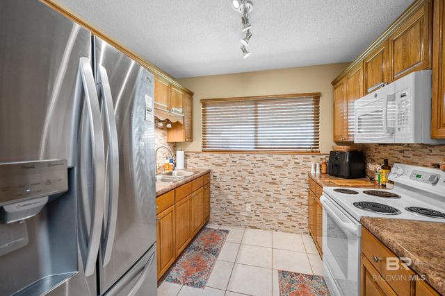 1232 E Hummingbird Lane 202, Gulf Shores, AL 36542