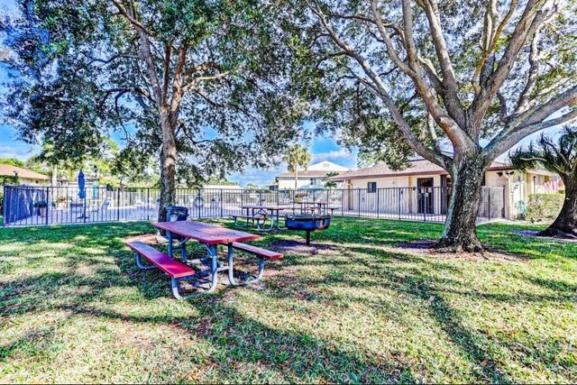 6258 CHASEWOOD Drive C, Jupiter, FL 33458