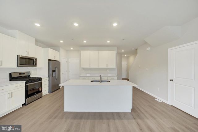 545 W NORTH ST, Smyrna, DE 19977