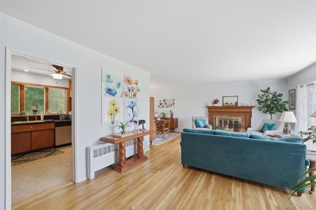 2 Burkewood Road, Hartsdale, NY 10530