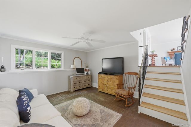 2 Burkewood Road, Hartsdale, NY 10530
