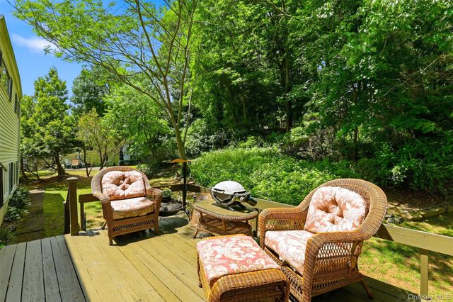 2 Burkewood Road, Hartsdale, NY 10530