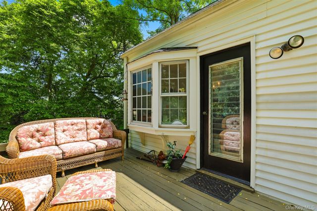 2 Burkewood Road, Hartsdale, NY 10530