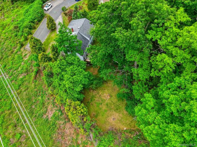2 Burkewood Road, Hartsdale, NY 10530
