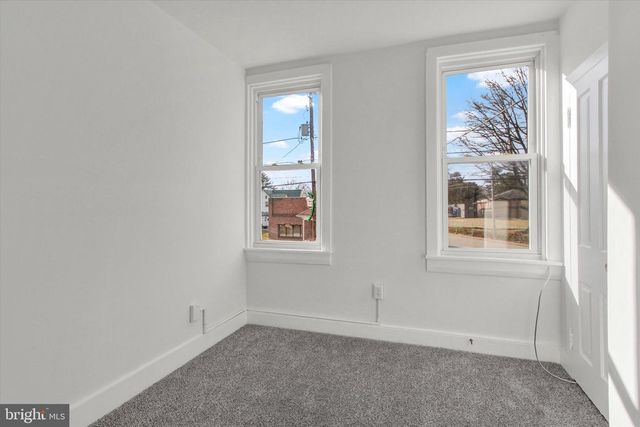 31 S MAIN ST, Stewartstown, PA 17363