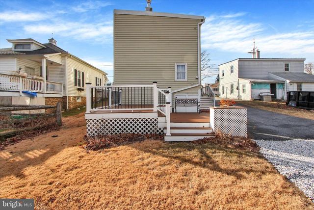 31 S MAIN ST, Stewartstown, PA 17363