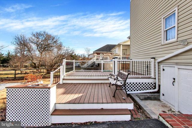 31 S MAIN ST, Stewartstown, PA 17363