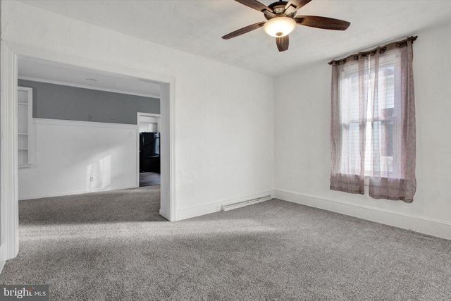 31 S MAIN ST, Stewartstown, PA 17363