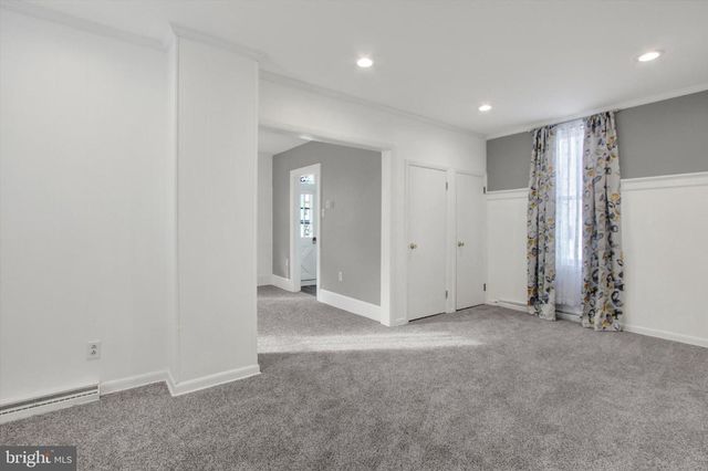 31 S MAIN ST, Stewartstown, PA 17363