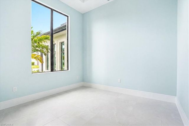 14318 Charthouse CIR, Naples, FL 34114