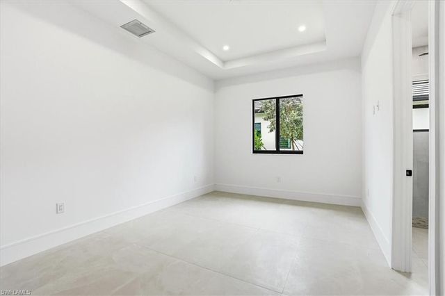14318 Charthouse CIR, Naples, FL 34114