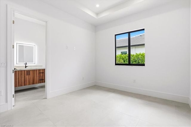 14318 Charthouse CIR, Naples, FL 34114