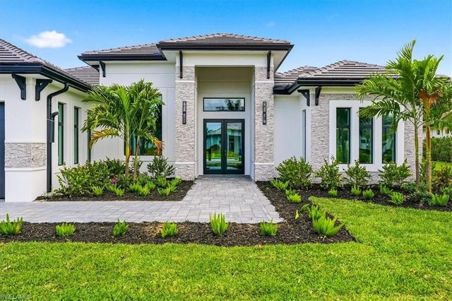 14318 Charthouse CIR, Naples, FL 34114