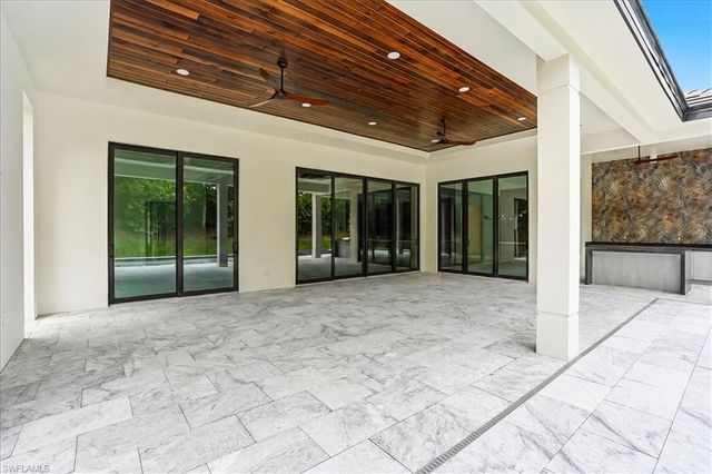 14318 Charthouse CIR, Naples, FL 34114