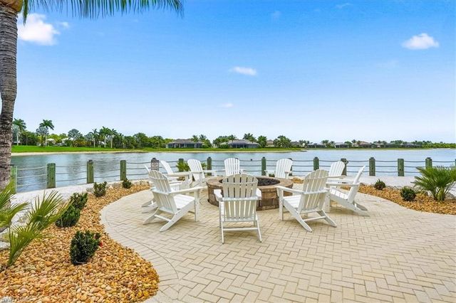 14318 Charthouse CIR, Naples, FL 34114