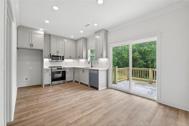 13 Taransay Drive, Bella Vista, AR 72715