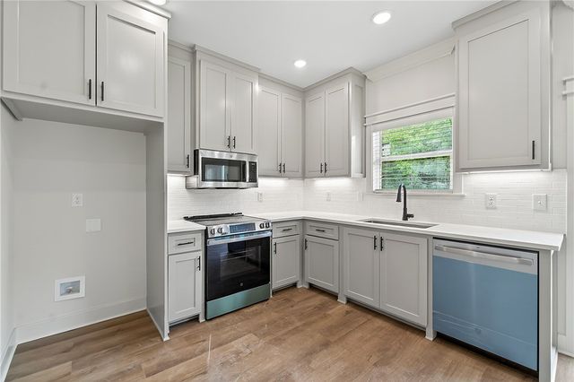 13 Taransay Drive, Bella Vista, AR 72715