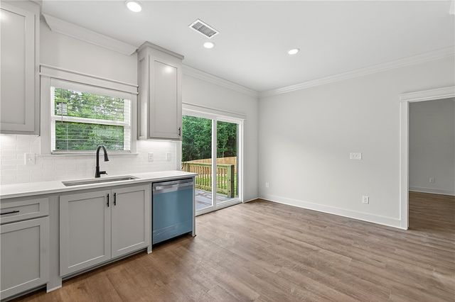 13 Taransay Drive, Bella Vista, AR 72715