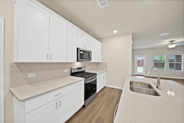 505 Cottagewood Drive, Princeton, TX 75071