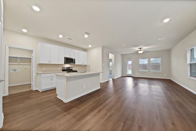 505 Cottagewood Drive, Princeton, TX 75071