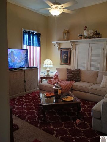 308 W Bellville, Marion, KY 42064