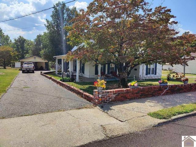 308 W Bellville, Marion, KY 42064