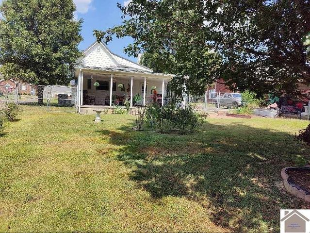 308 W Bellville, Marion, KY 42064